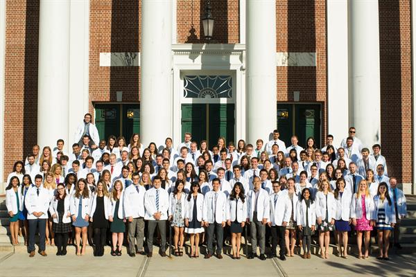 Class of 2020 White Coat Photo Class of 2020 White Coat Photo